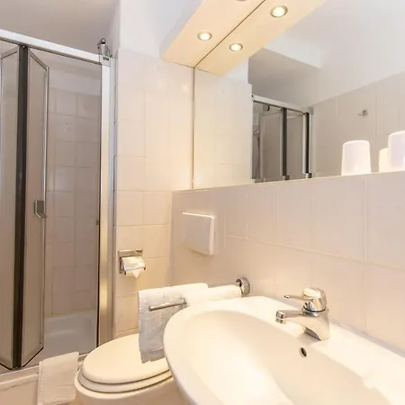 Trafalgar 429 Apartament